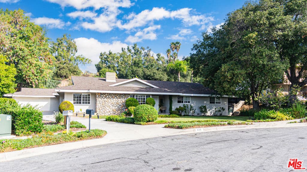 Home at 425 Fern Dell Place, Glendora — photo 3 of 12