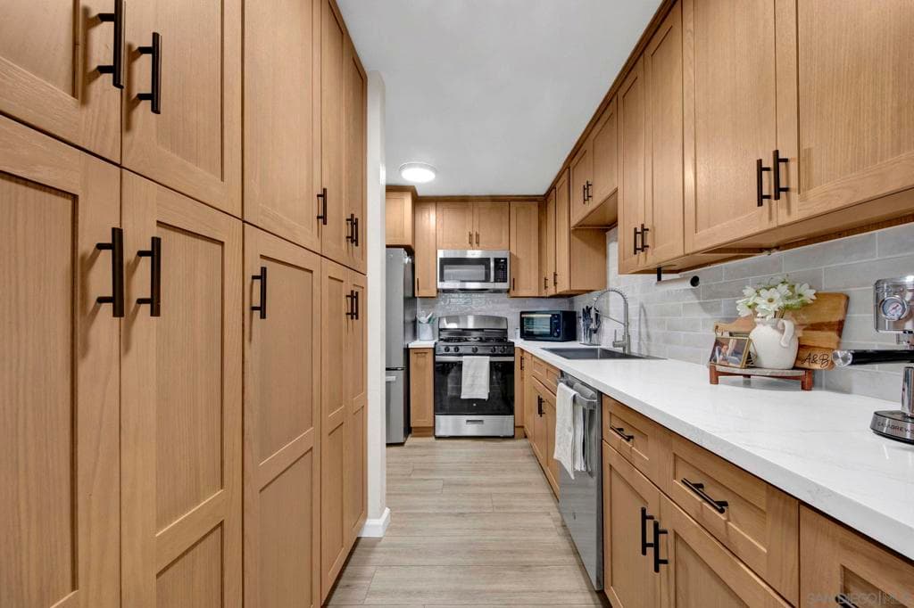 Condo at 1030 Golden Springs Drive B, Diamond Bar — photo 6 of 12