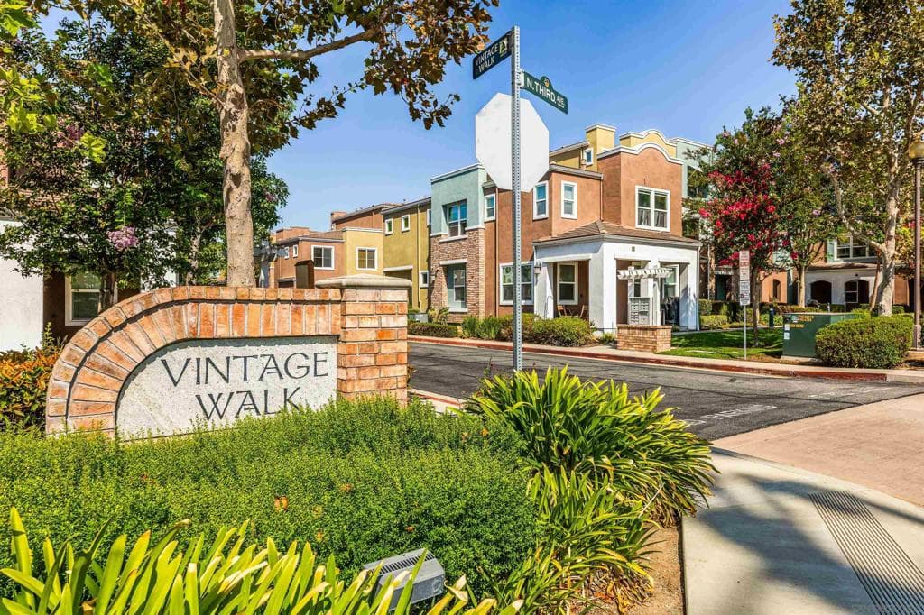 Condo at 545 N Chardonnay Drive, Covina — photo 2 of 12