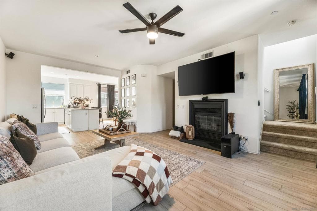 Condo at 545 N Chardonnay Drive, Covina — photo 6 of 12