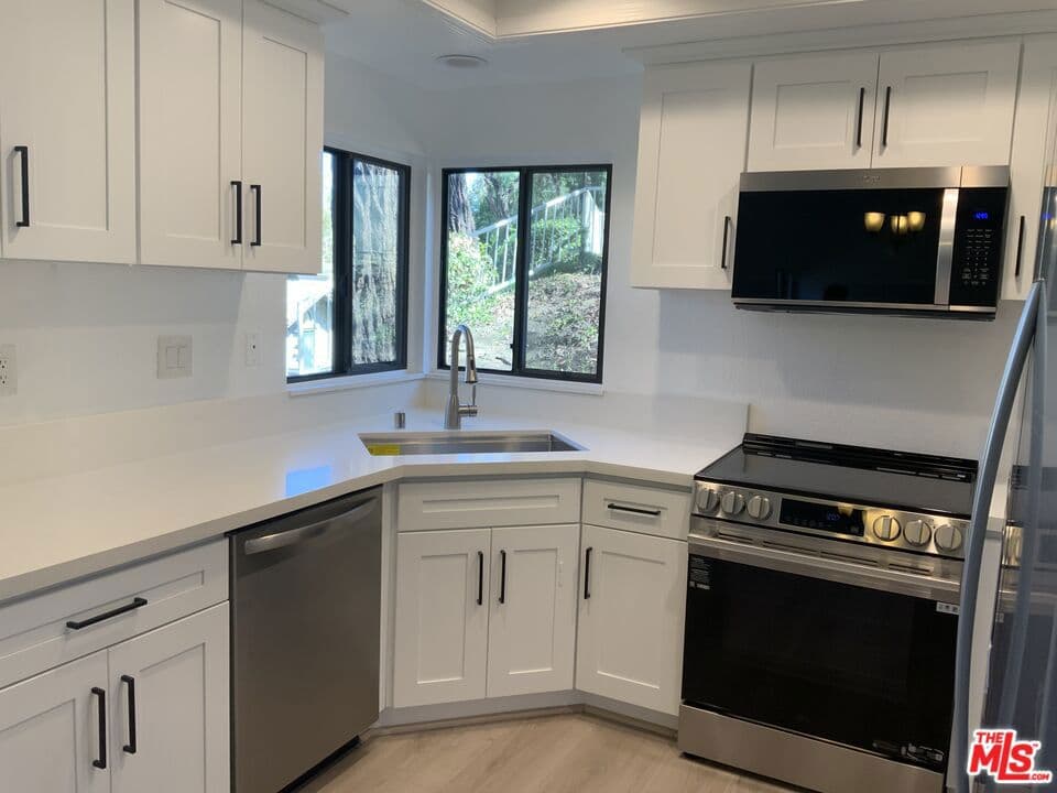 Condo at 22769 Lakeway Drive 433, Diamond Bar — photo 3 of 12