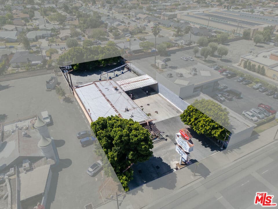 Home at 530 E Foothill Boulevard, Pomona — photo 2 of 12
