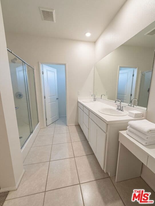 Condo at 1019 Hudson Lane, West Covina — photo 11 of 12