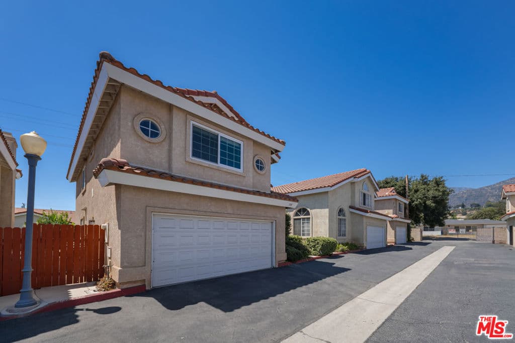Condo at 1319 Heather Lane, Duarte — photo 1 of 12