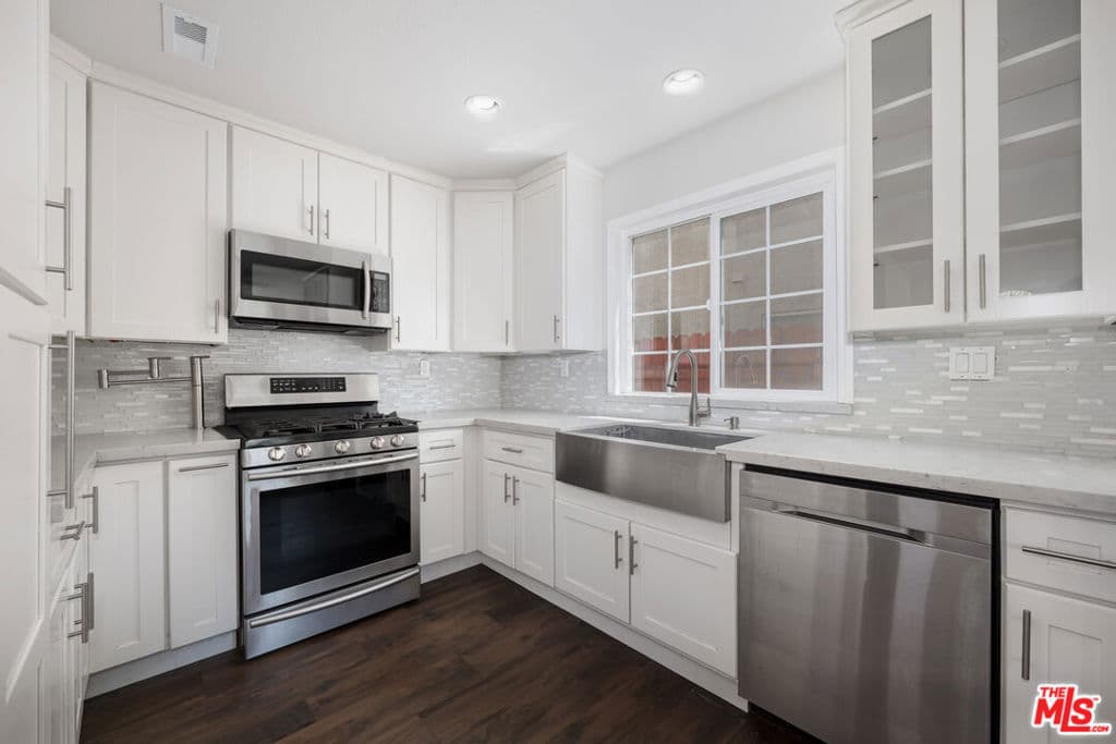 Condo at 1319 Heather Lane, Duarte — photo 7 of 12