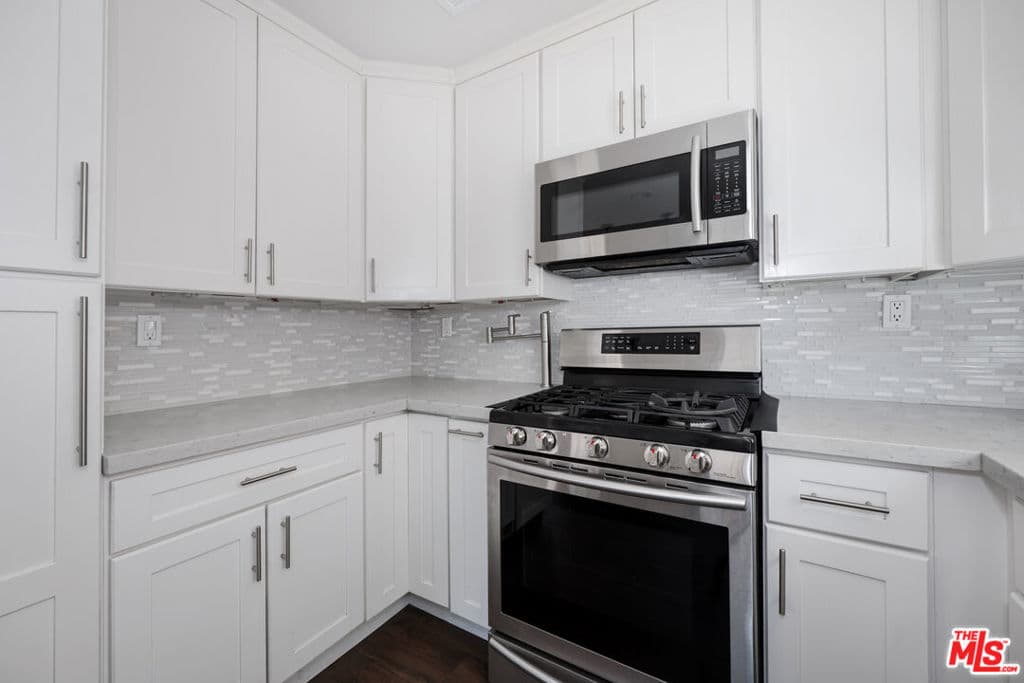 Condo at 1319 Heather Lane, Duarte — photo 9 of 12