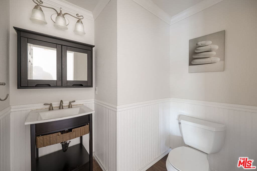 Condo at 1319 Heather Lane, Duarte — photo 10 of 12