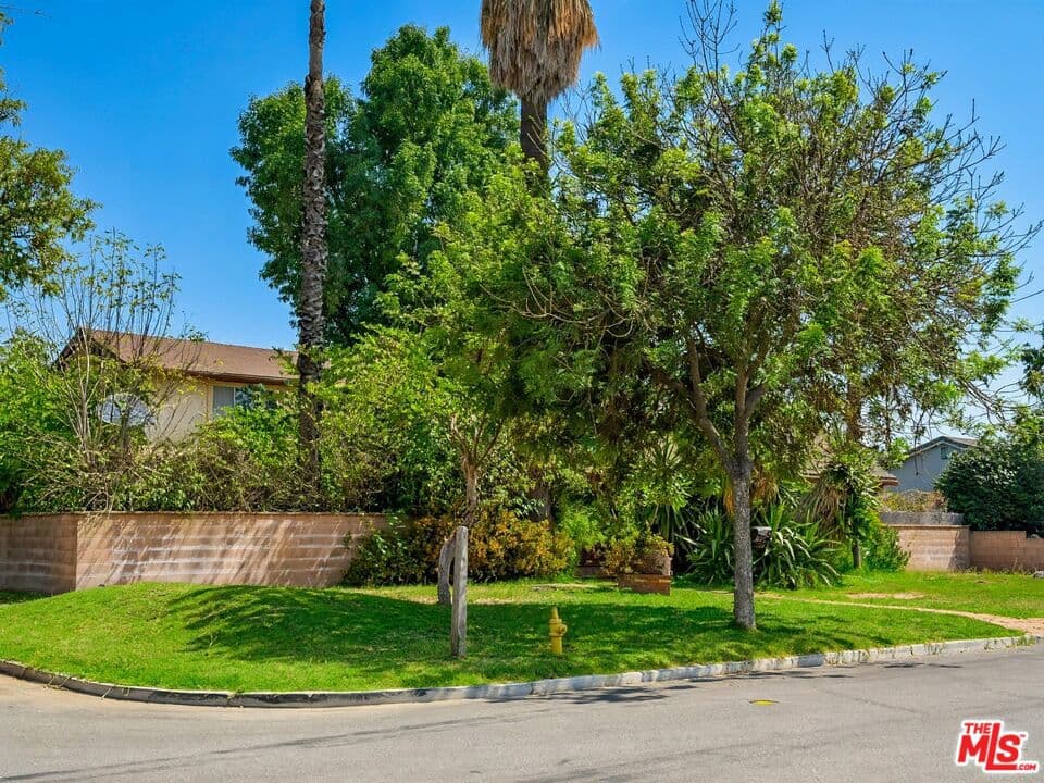 Home at 8741 Garibaldi Avenue, Temple City — photo 3 of 12