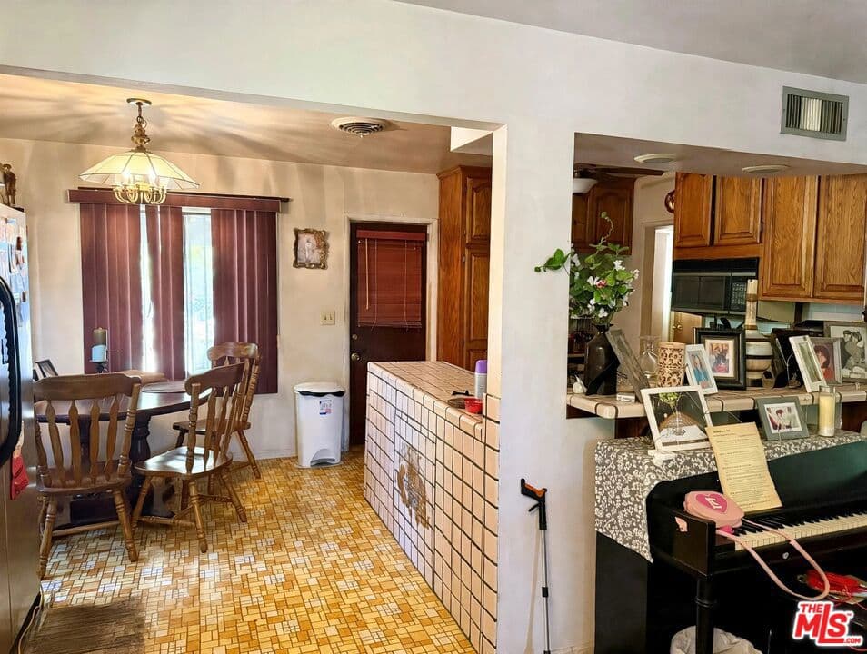Home at 8741 Garibaldi Avenue, Temple City — photo 9 of 12