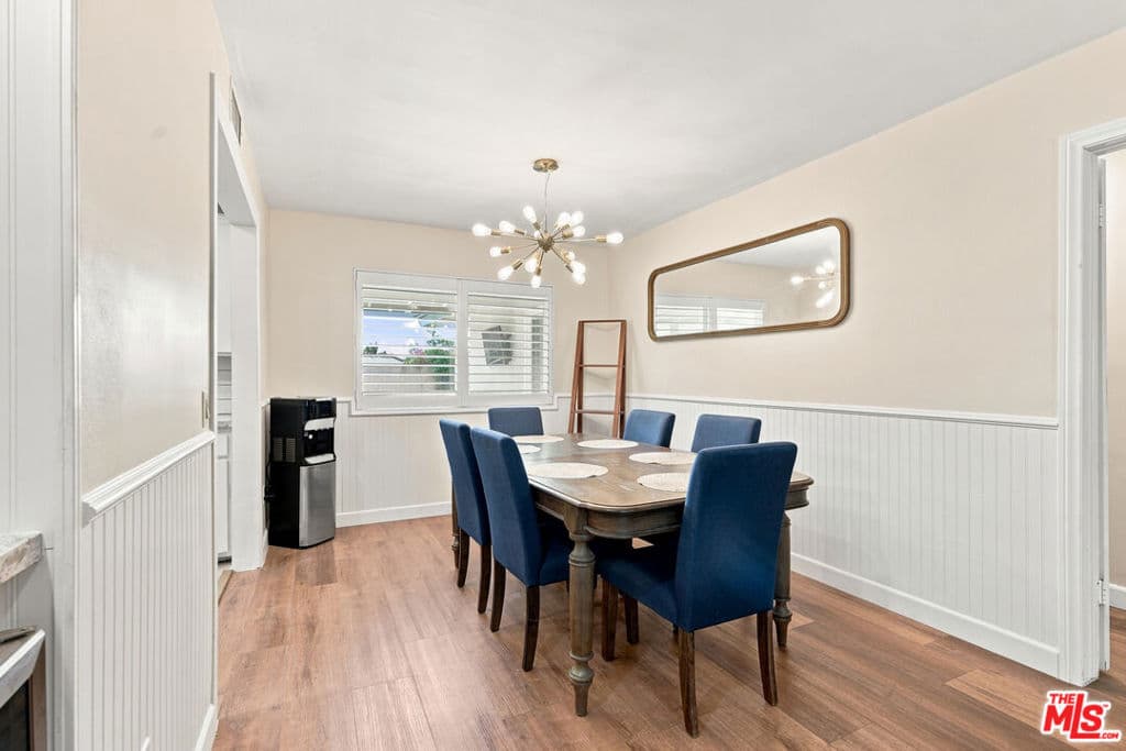 Home at 1873 Rosemount Avenue, Claremont — photo 11 of 12