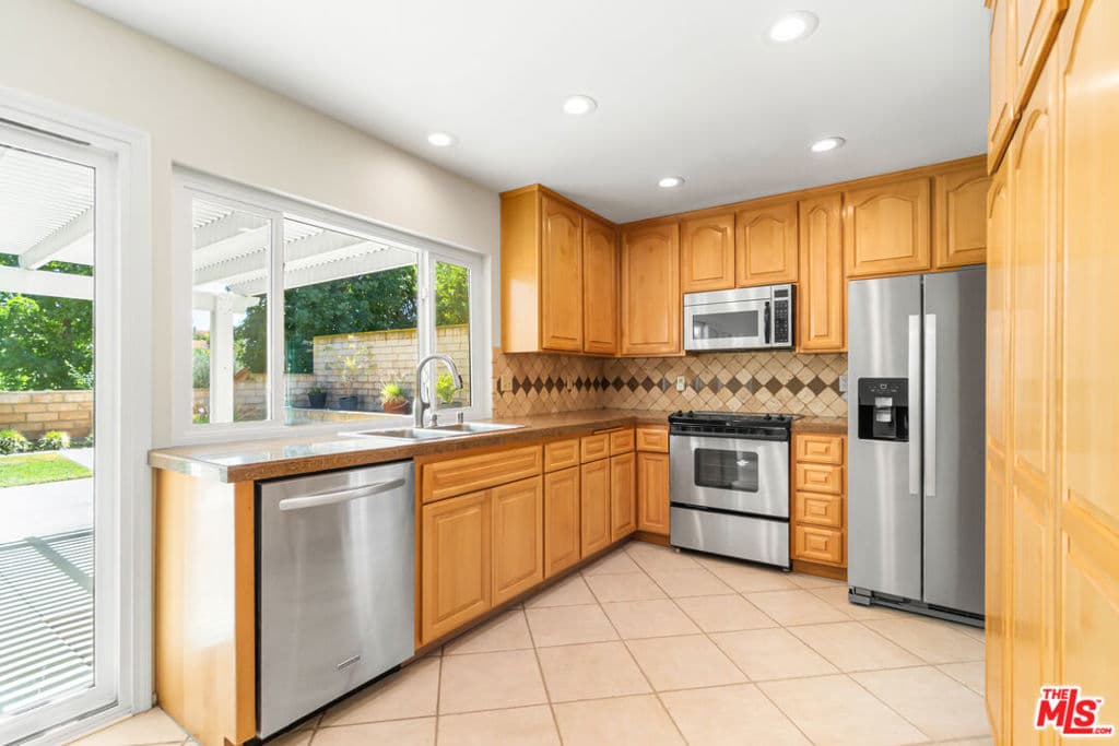 Home at 2148 Marblecrest Drive, Hacienda Heights — photo 8 of 12