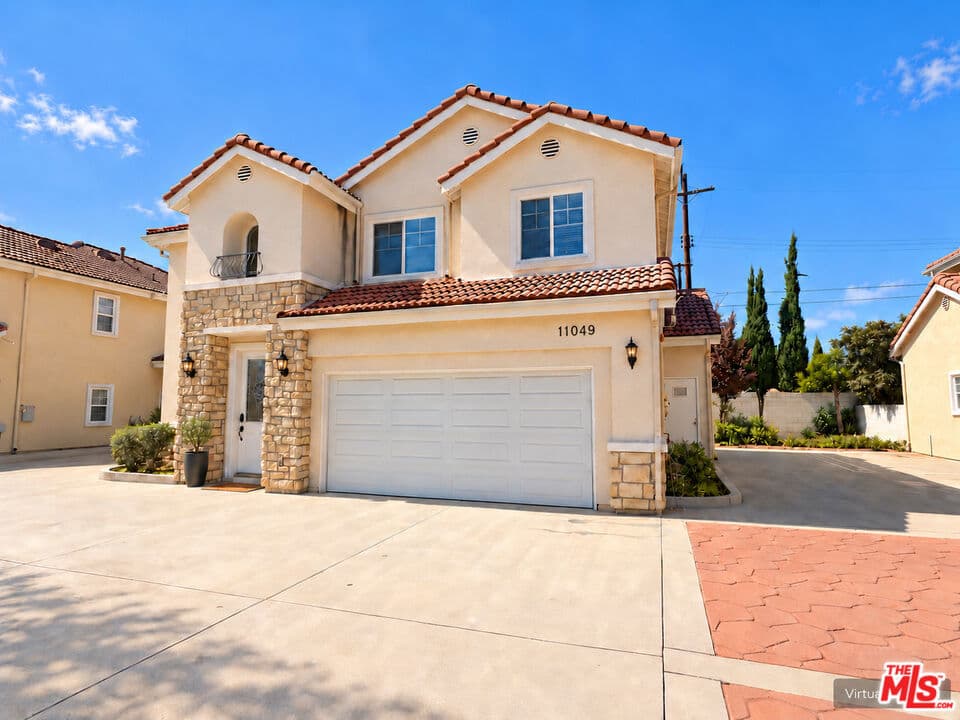 Home at 11049 Basye Street, El Monte — photo 2 of 12