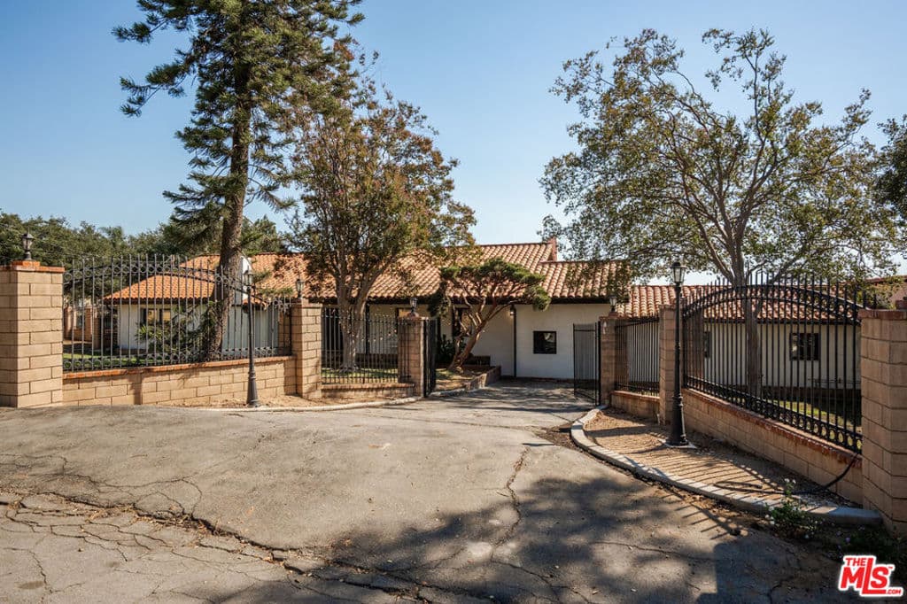 Home at 1006 W Milton Drive, Glendora — photo 1 of 12