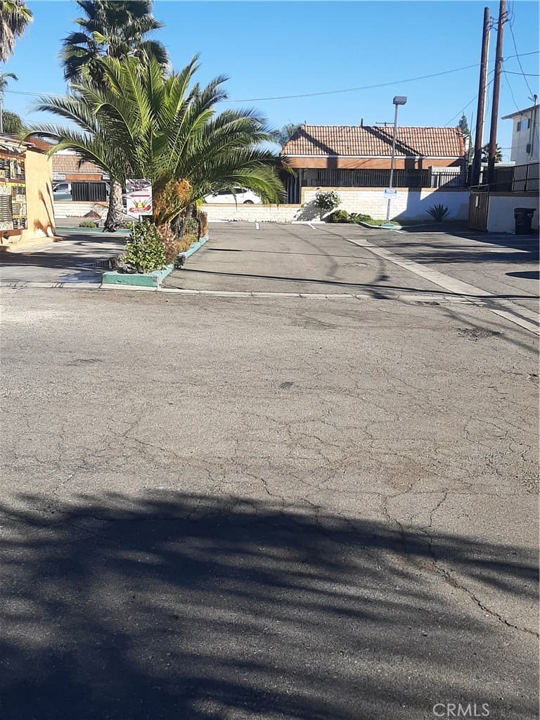 Home at 600 E Foothill Boulevard, Azusa — photo 5 of 12