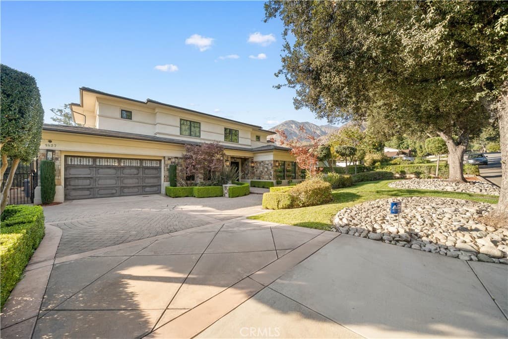 Home at 1837 Stonehouse Road, Arcadia — photo 2 of 12