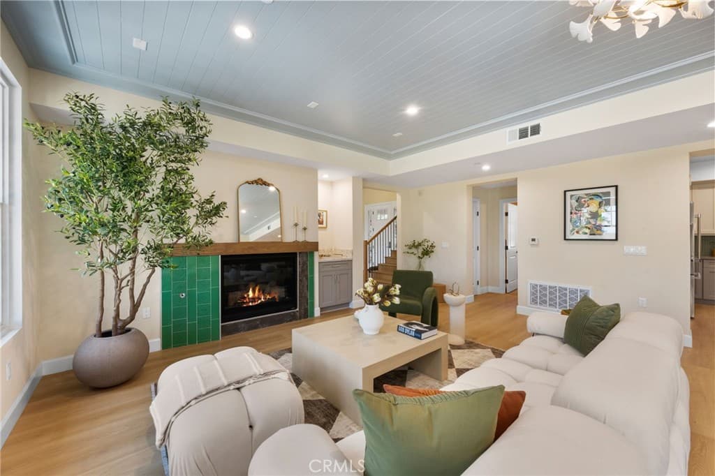 Home at 600 Baldwin Court, Sierra Madre — photo 9 of 12