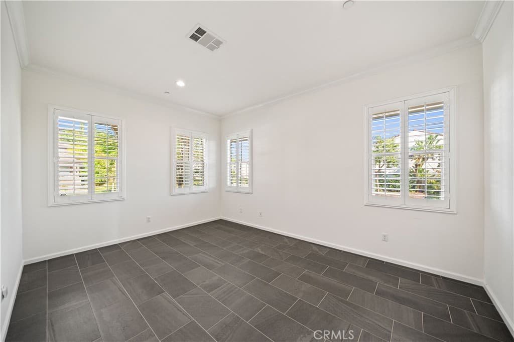 Home at 702 E Lemon Swirl, Azusa — photo 6 of 12
