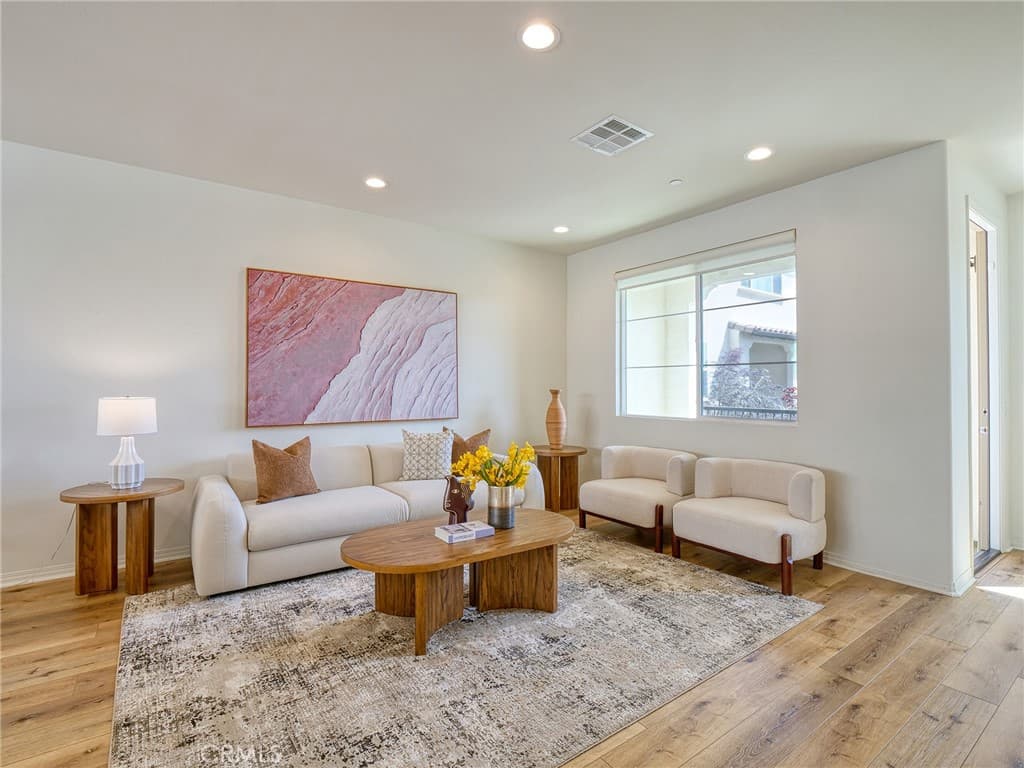 Condo at 3375 Lynd Avenue, Arcadia — photo 5 of 12