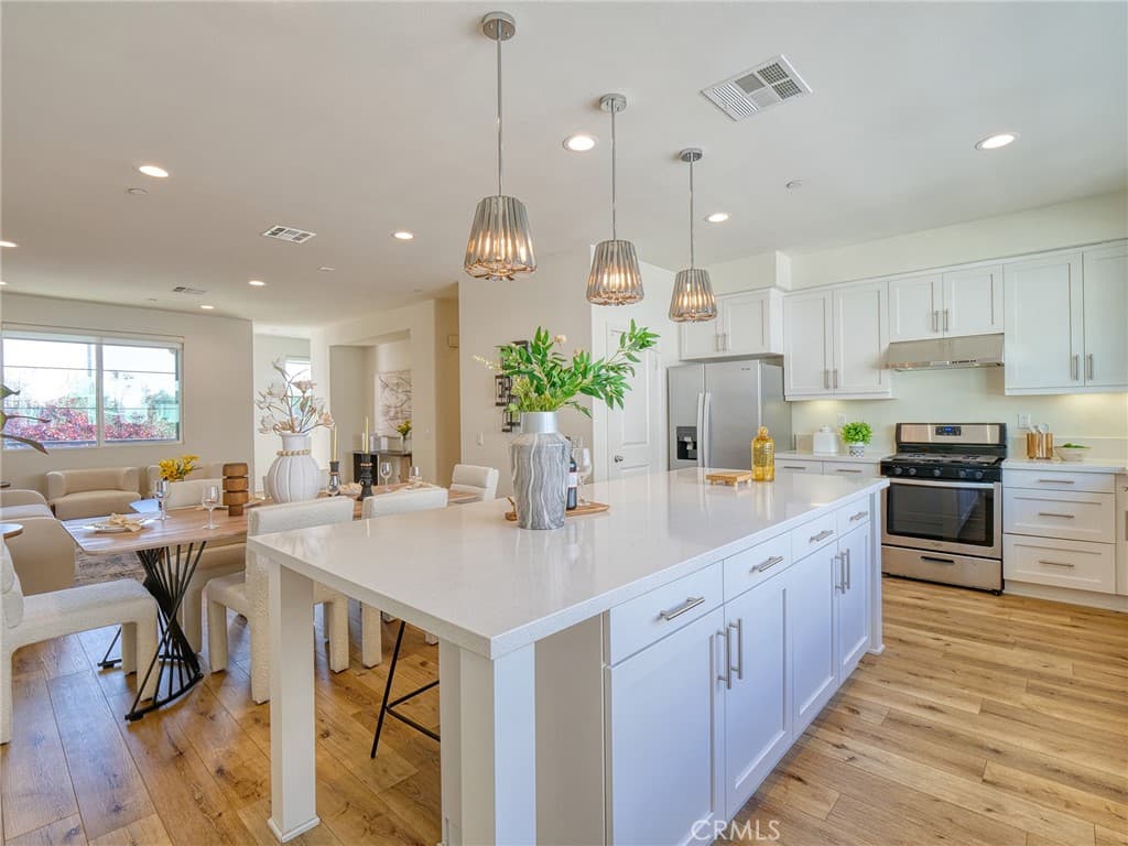 Condo at 3375 Lynd Avenue, Arcadia — photo 7 of 12