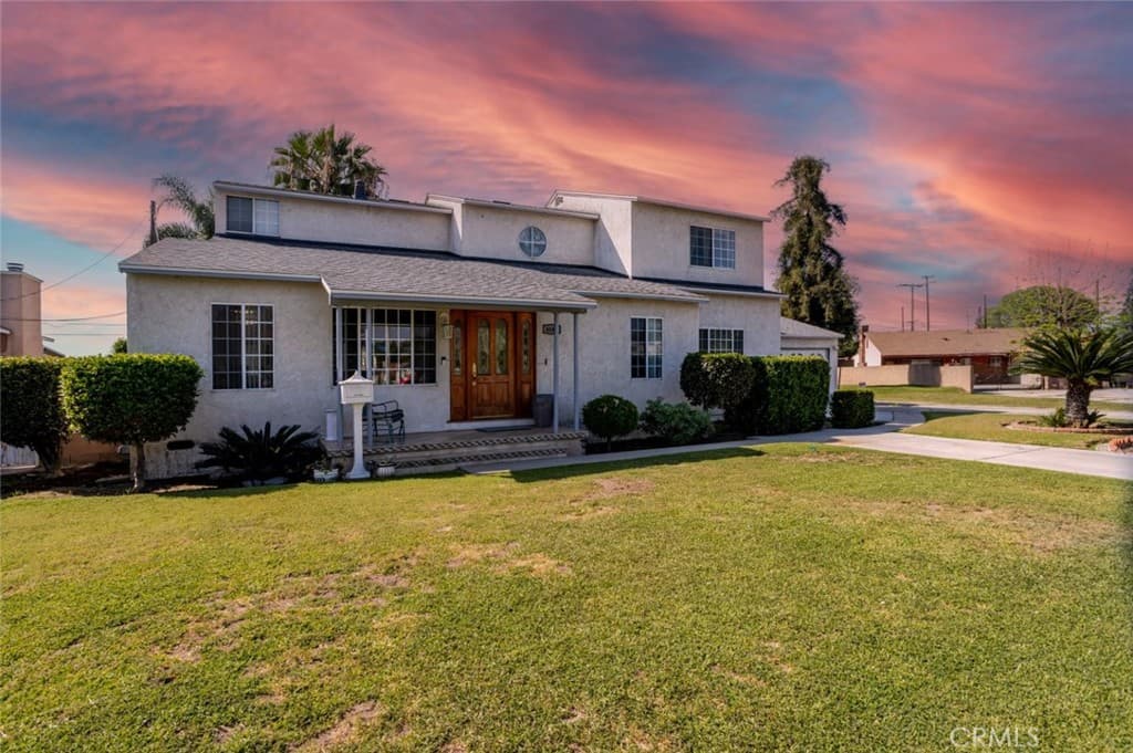 Home at 4040 Lynd Avenue, Arcadia — photo 3 of 12