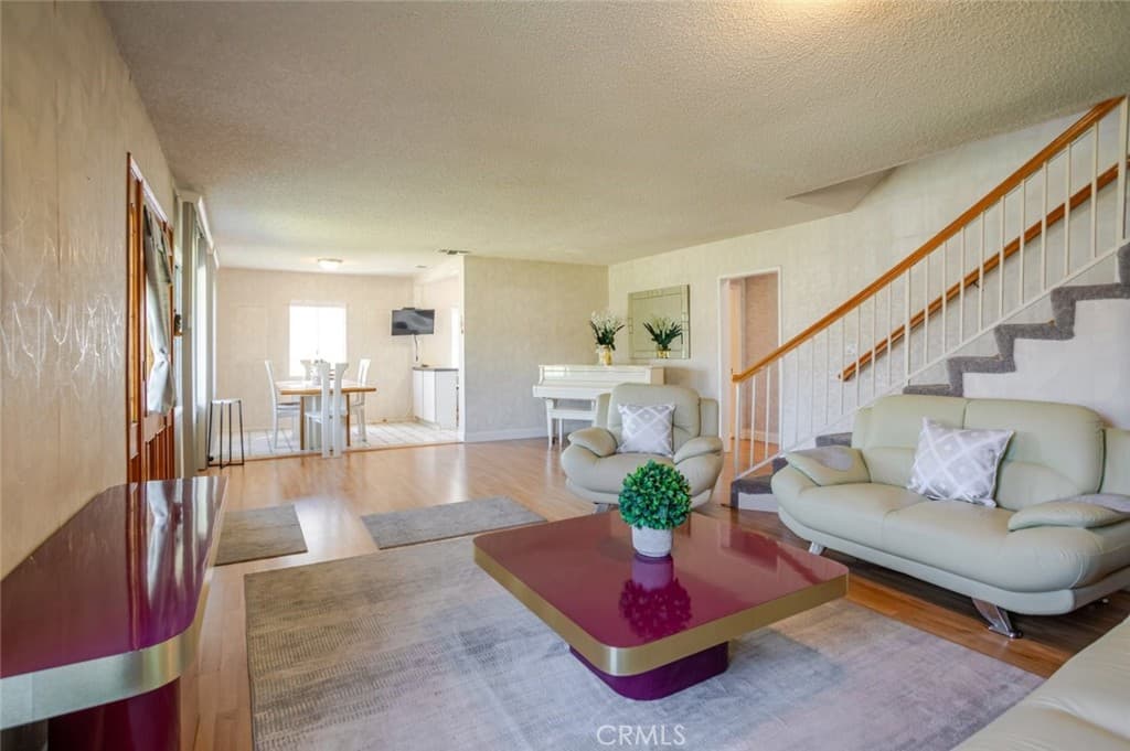Home at 4040 Lynd Avenue, Arcadia — photo 6 of 12