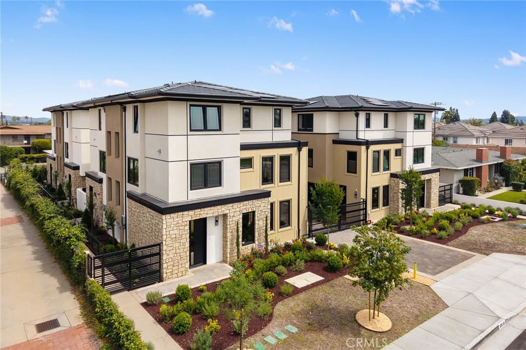Condo at 826 Sunset Boulevard B, Arcadia — photo 1 of 12