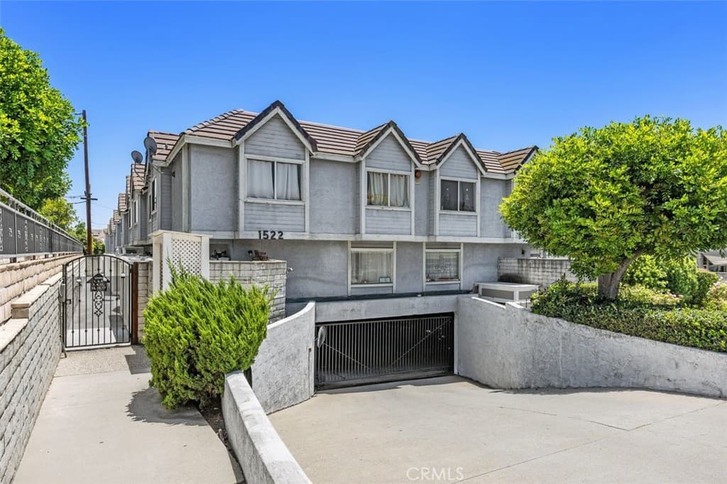 Condo at 1522 S Baldwin Avenue 10, Arcadia — photo 6 of 12