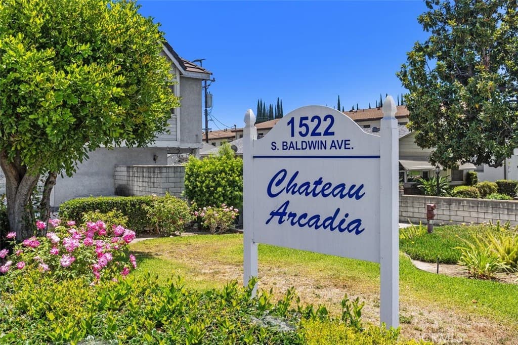 Condo at 1522 S Baldwin Avenue 10, Arcadia — photo 7 of 12