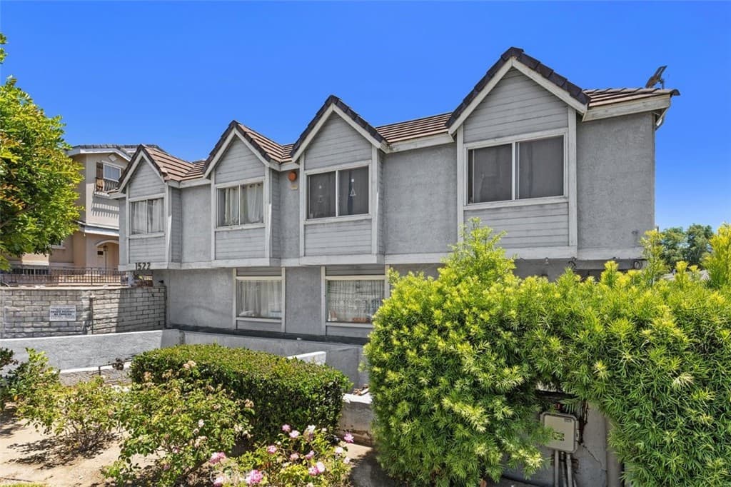 Condo at 1522 S Baldwin Avenue 10, Arcadia — photo 9 of 12