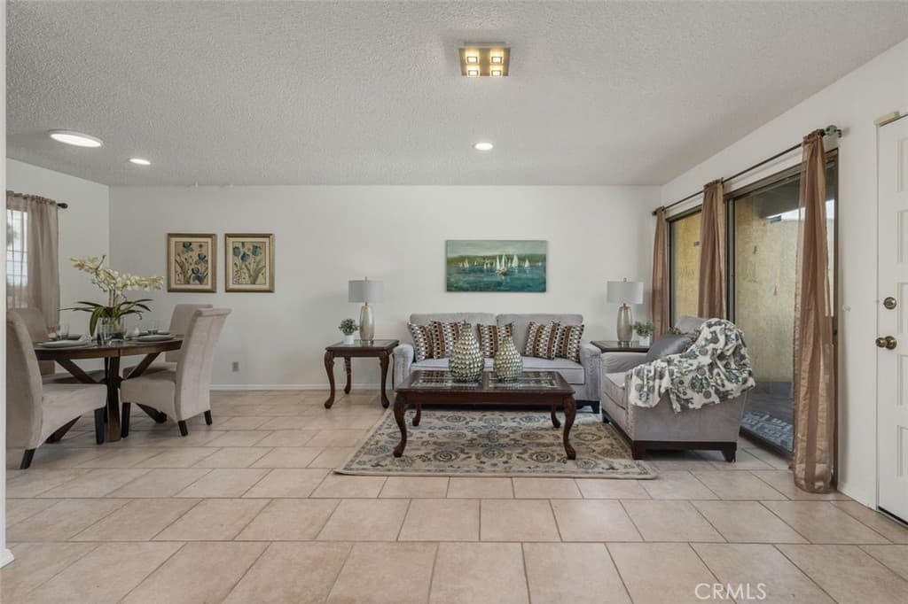 Condo at 1130 W Huntington Drive 8, Arcadia — photo 9 of 12