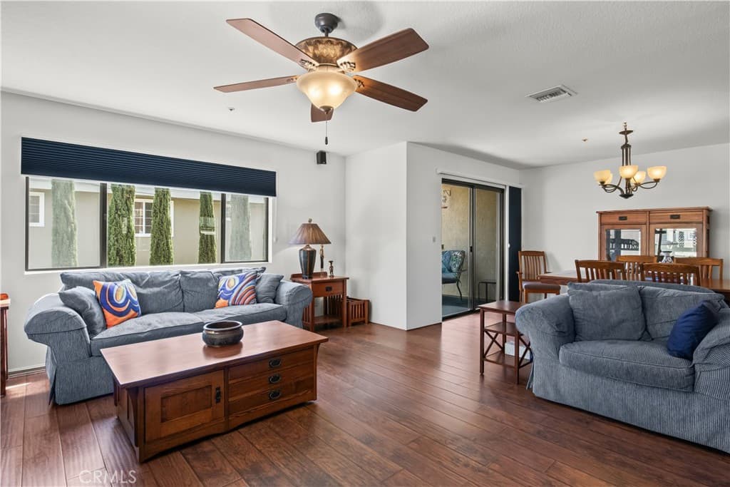 Townhouse at 42 Esperanza Avenue, Sierra Madre — photo 10 of 12