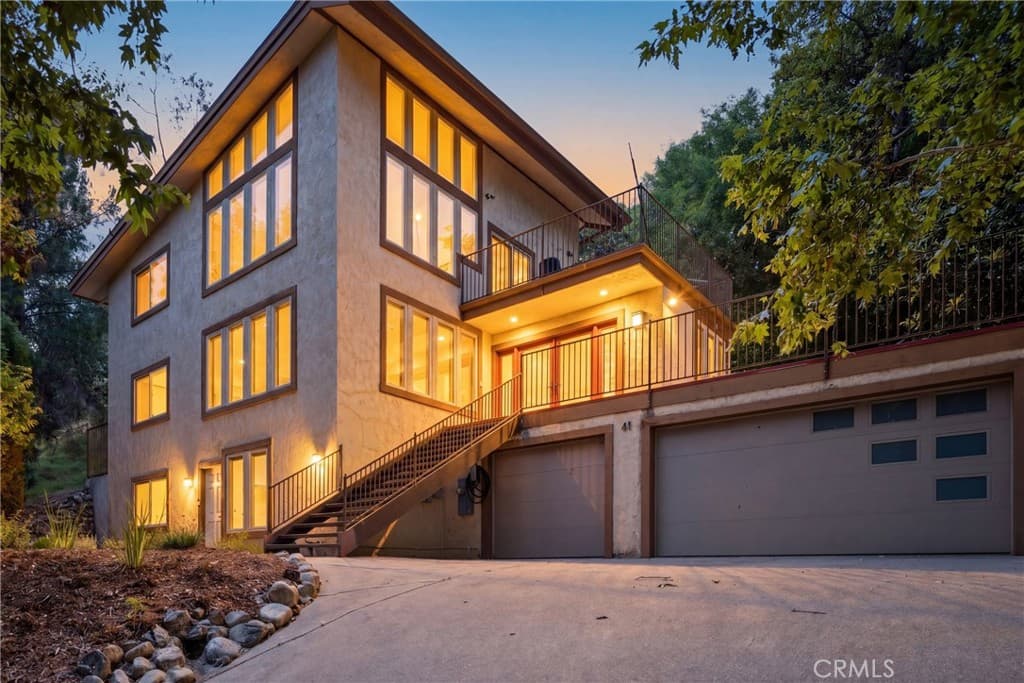 Home at 41 Hidden Valley, Monrovia — photo 3 of 12