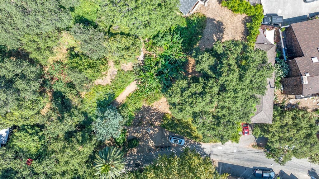 Home at 487 Woodland, Sierra Madre — photo 4 of 4