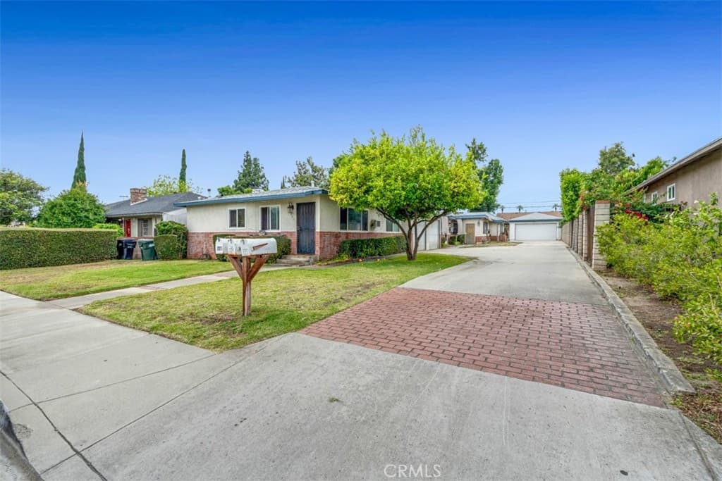 Multi-Family at 223 Montana, Monrovia — photo 1 of 12