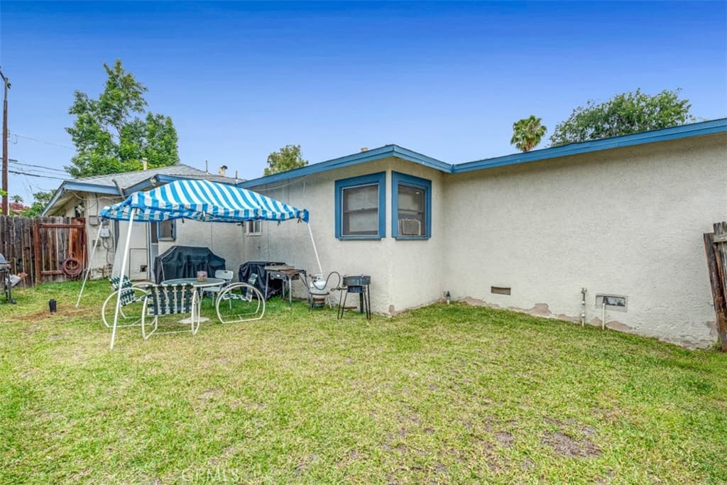 Multi-Family at 223 Montana, Monrovia — photo 12 of 12