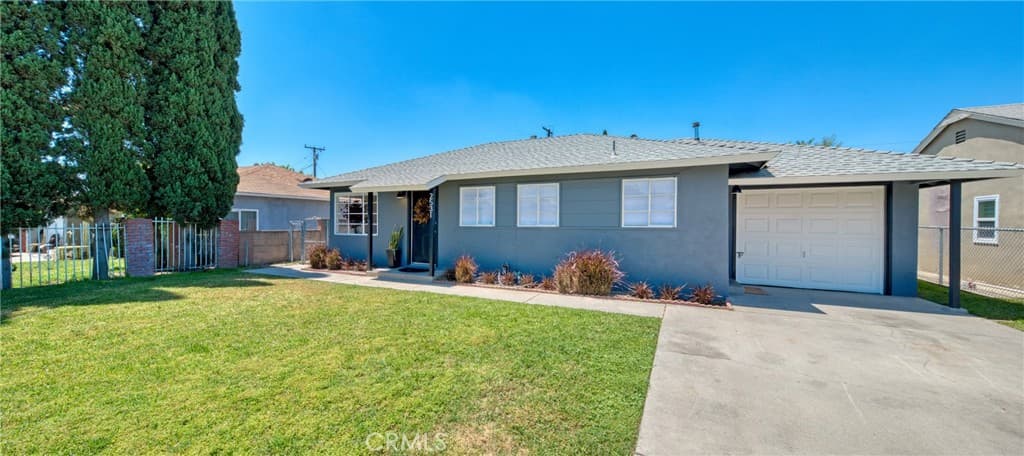 Home at 2531 Calmia, Duarte — photo 3 of 12