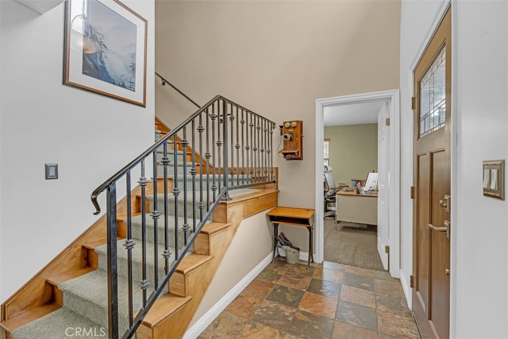 Home at 8718 Burghardt Road, Temple City — photo 5 of 12