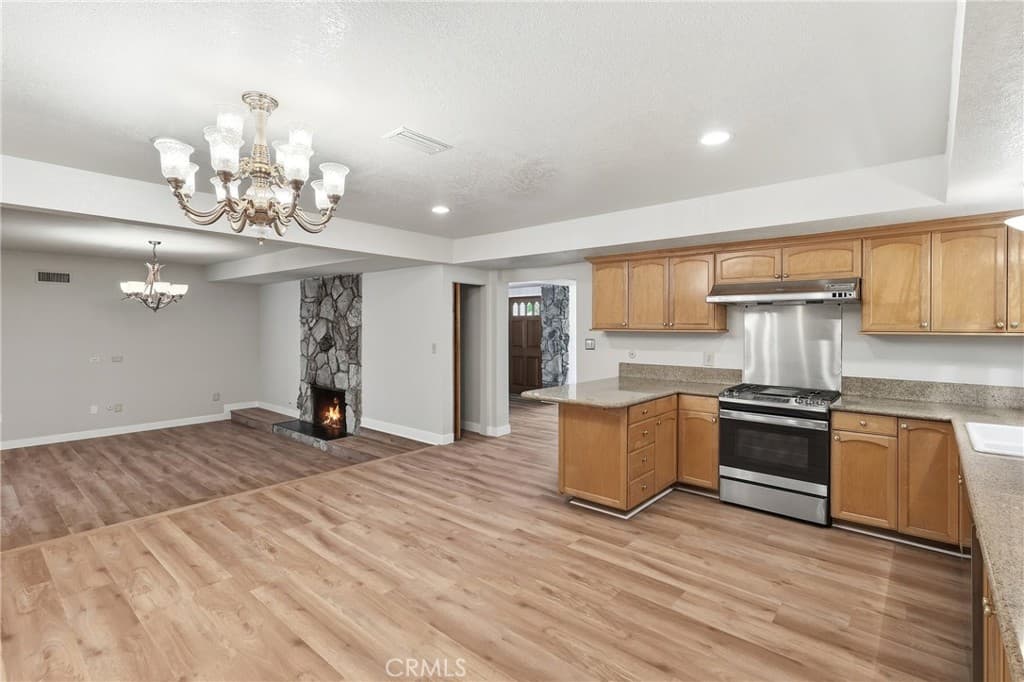 Home at 2031 Bella Vista Avenue, Arcadia — photo 11 of 12