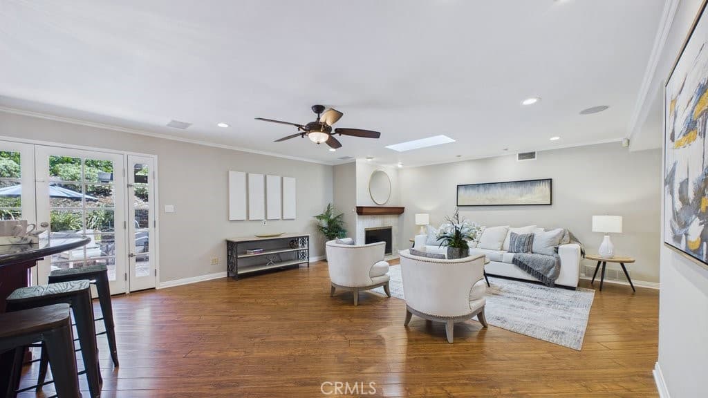 Home at 340 Toyon, Sierra Madre — photo 11 of 12