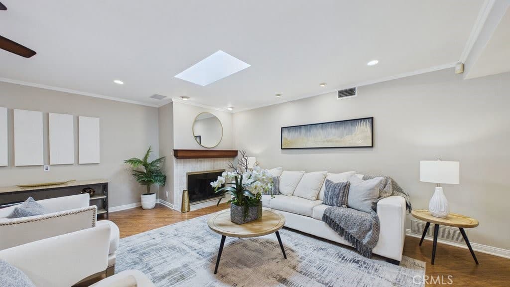 Home at 340 Toyon, Sierra Madre — photo 9 of 12