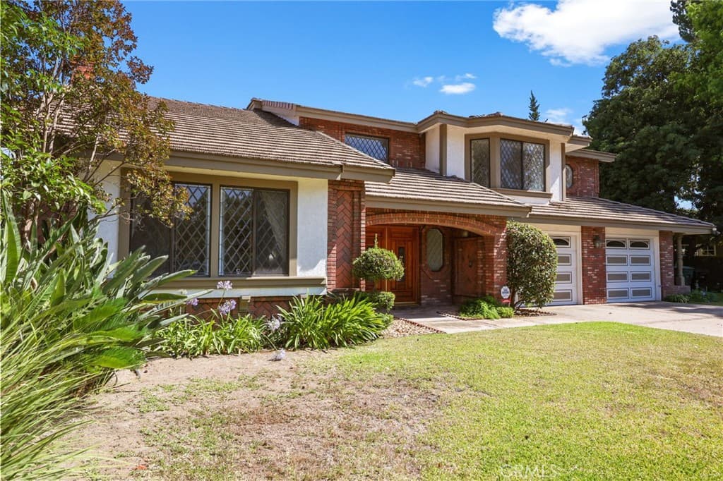 Home at 1136 Columbia Road, Arcadia — photo 3 of 12