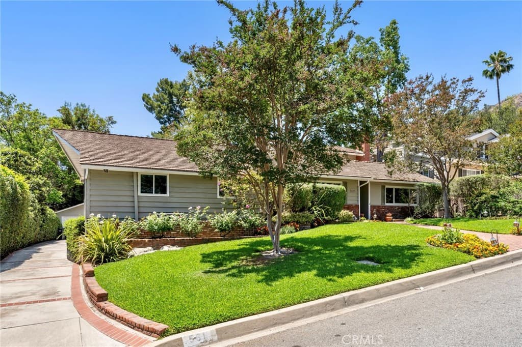 Home at 561 Sierra Meadows, Sierra Madre — photo 2 of 12