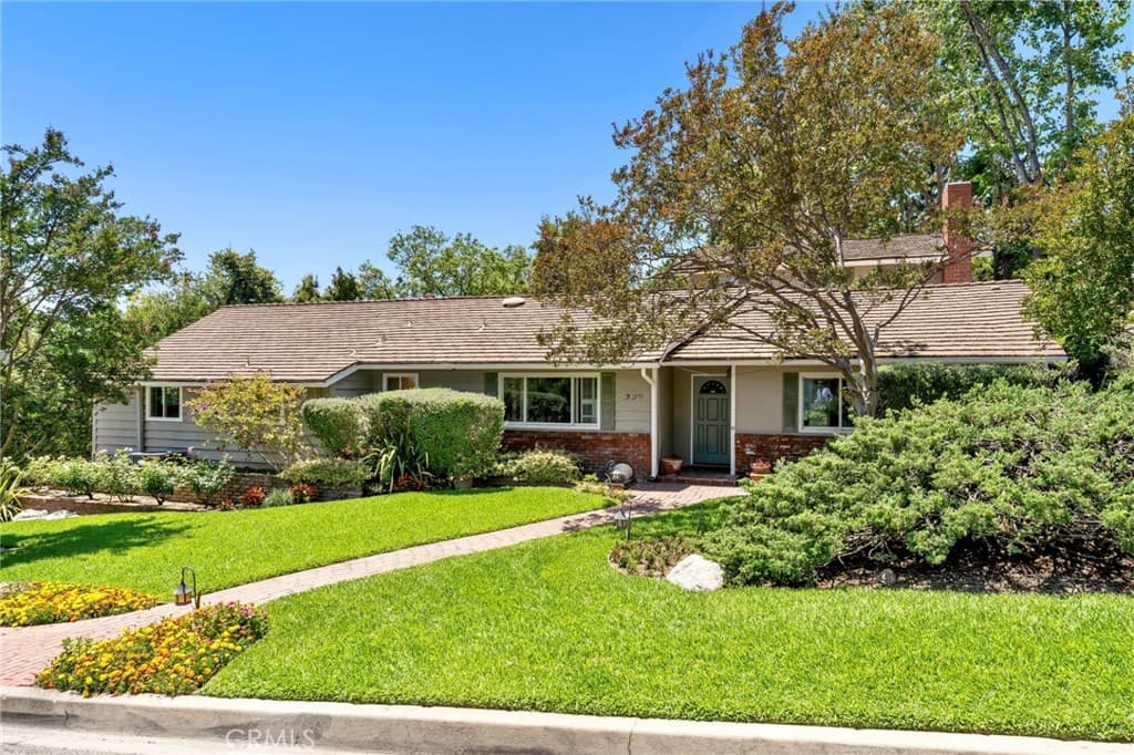 Home at 561 Sierra Meadows, Sierra Madre — photo 4 of 12