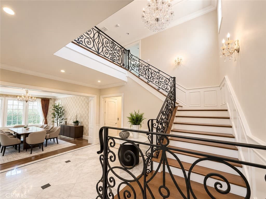 Home at 827 Murietta Drive, Arcadia — photo 7 of 12