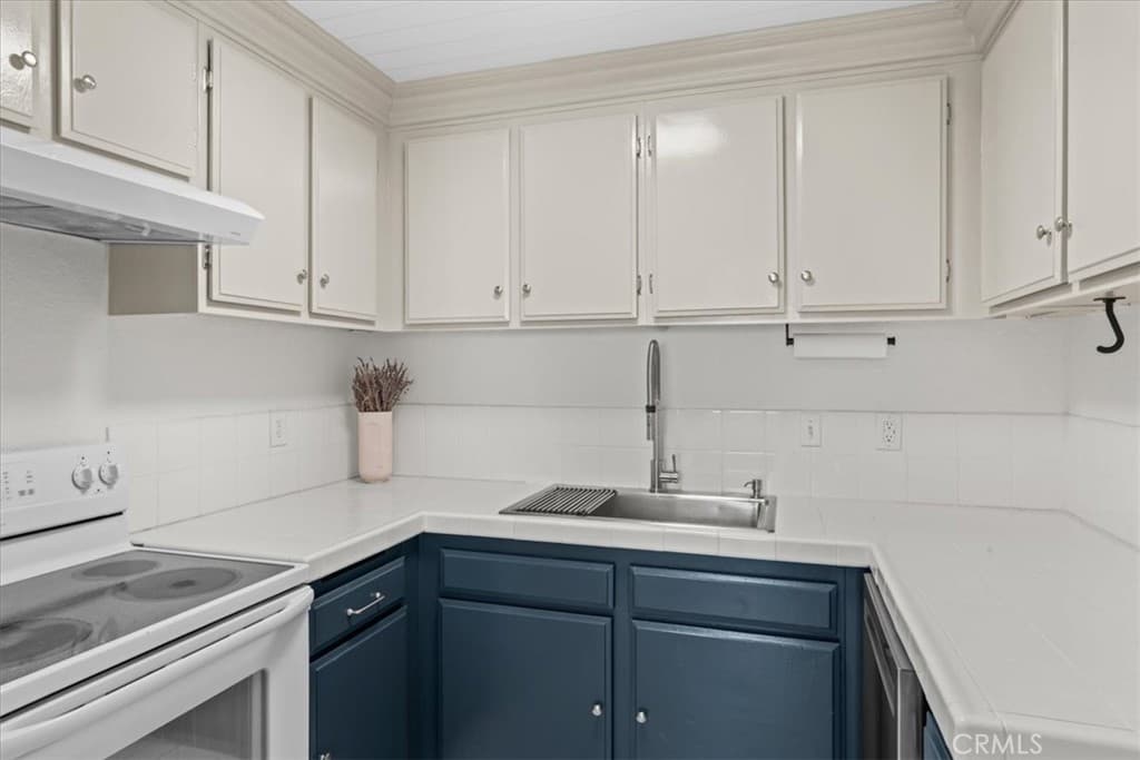 Condo at 22886 Hilton Head 146, Diamond Bar — photo 11 of 12