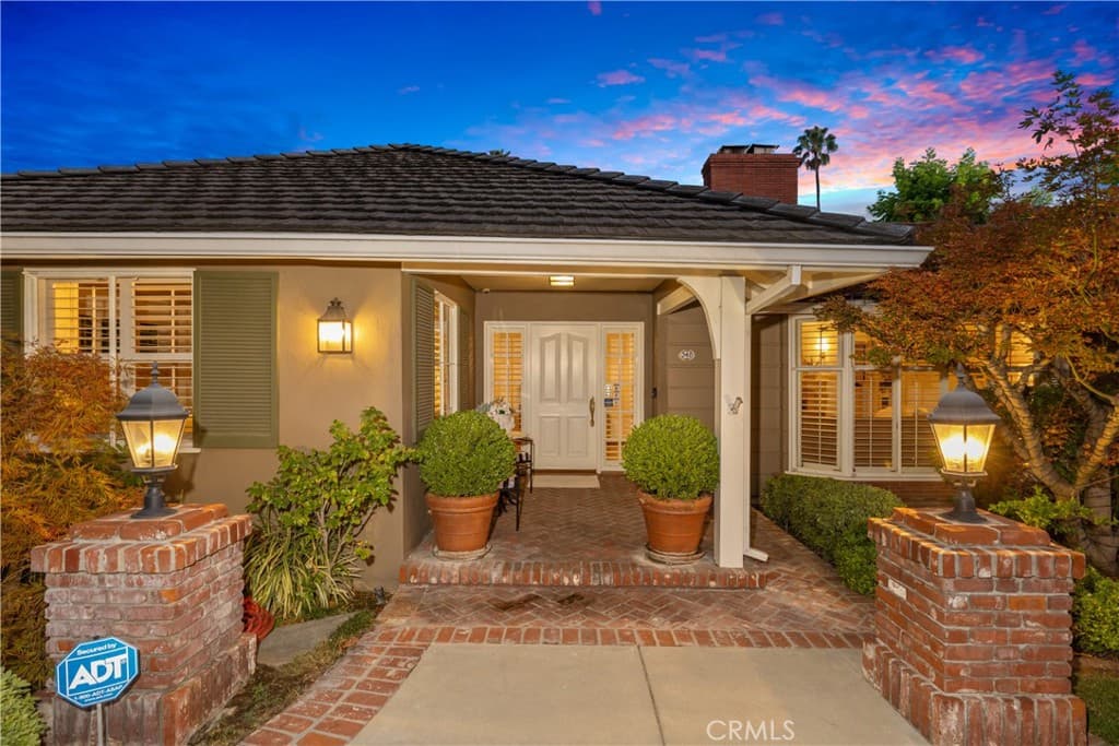 Home at 340 Arbolada Drive, Arcadia — photo 6 of 12