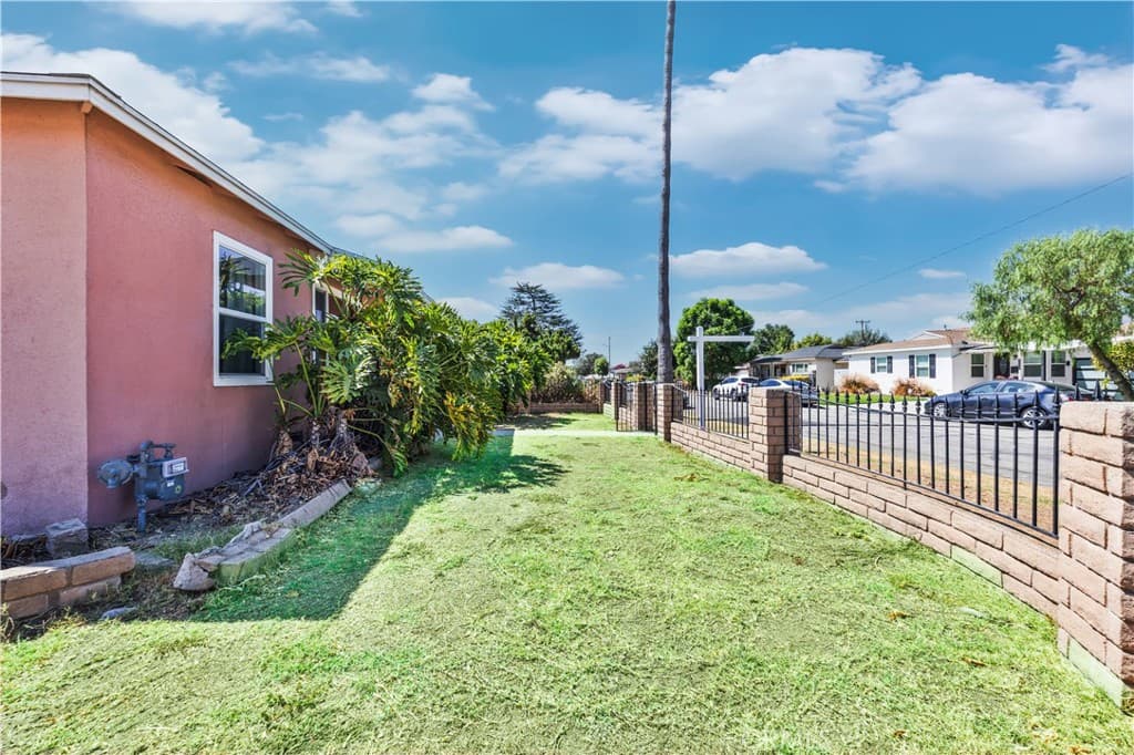 Home at 3002 Doolittle Avenue, Arcadia — photo 4 of 12