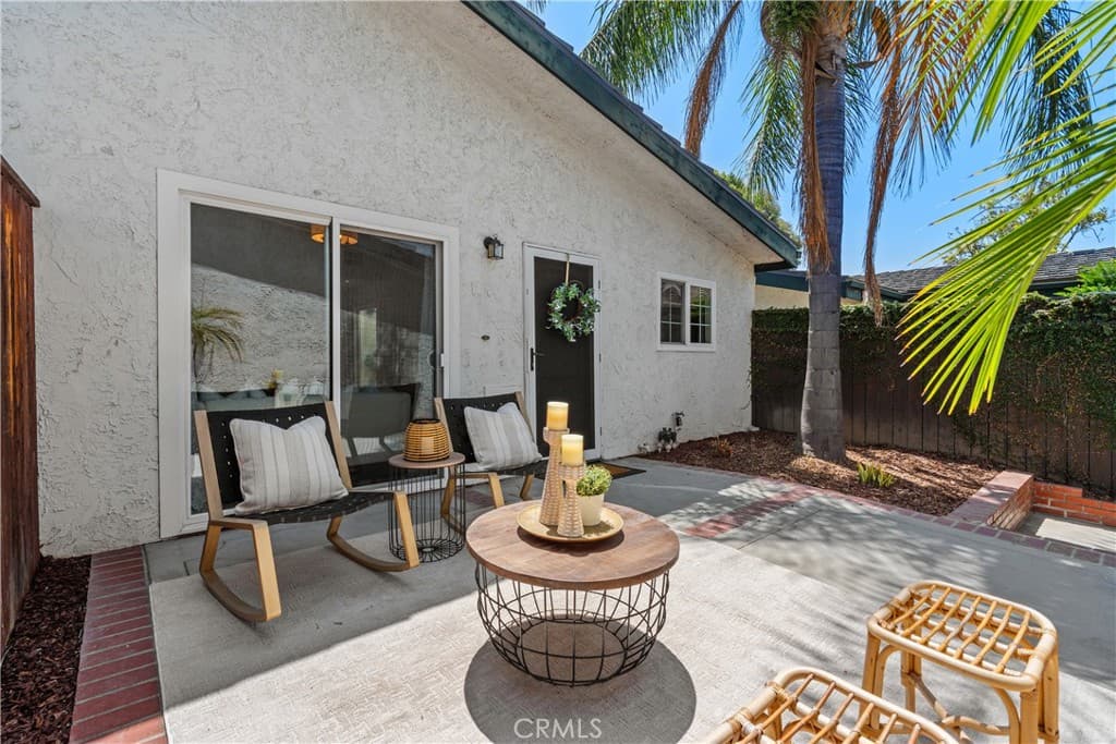 Townhouse at 1048 Royal Oaks H, Monrovia — photo 6 of 12