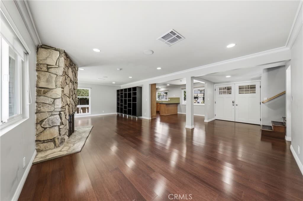 Home at 18 W Rodell Place, Arcadia — photo 8 of 12