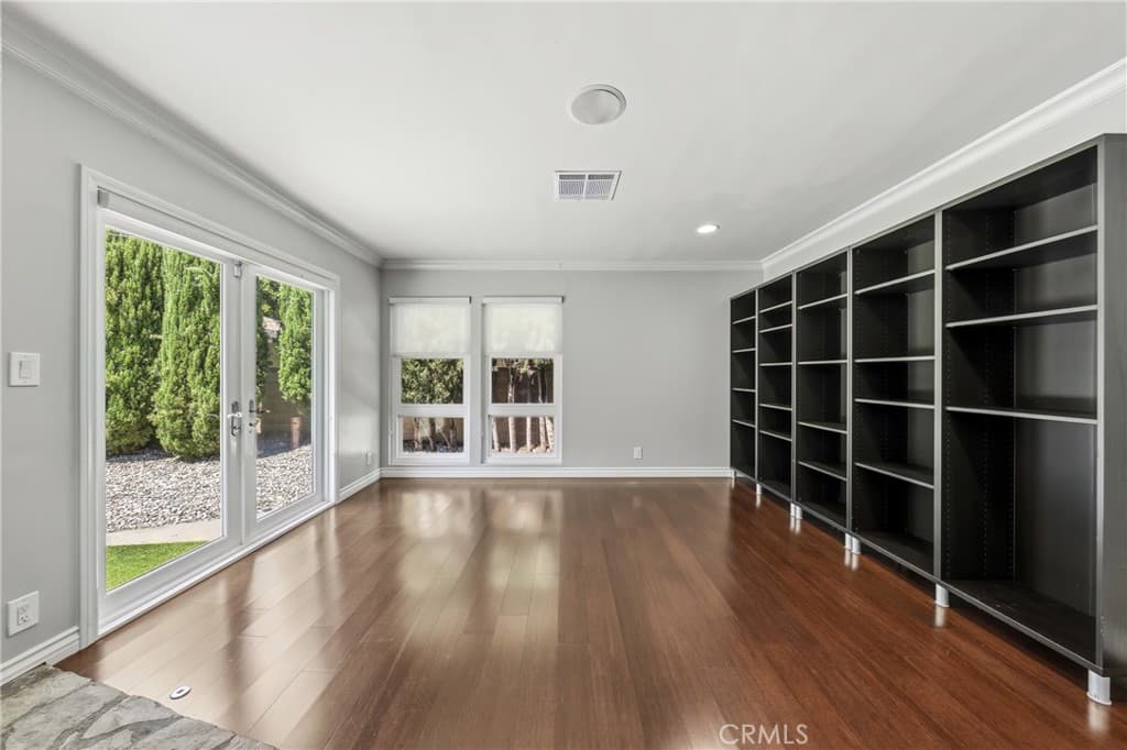 Home at 18 W Rodell Place, Arcadia — photo 10 of 12